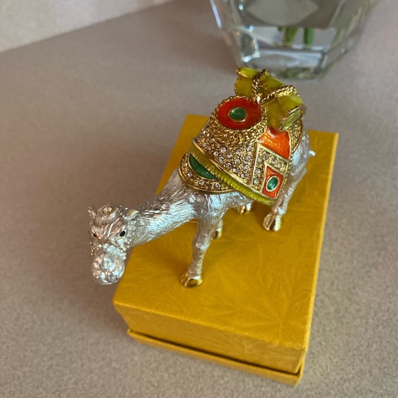 Camel Trinket Box Tchotchke - Picture 1 of 8